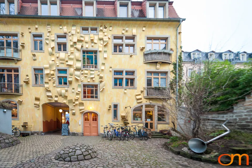 Kunsthofpassage: Courtyard of the Elements