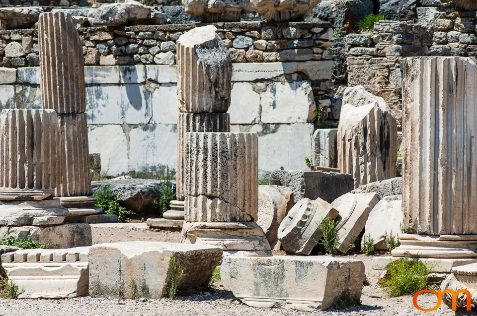 Ephesus: A Hellenistic and Roman Metropolis