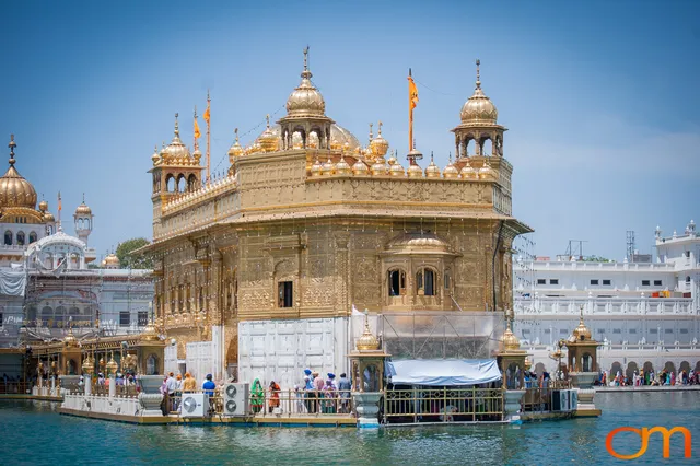 Sri Harmandir Sahib: The Golden Temple of Amritsar