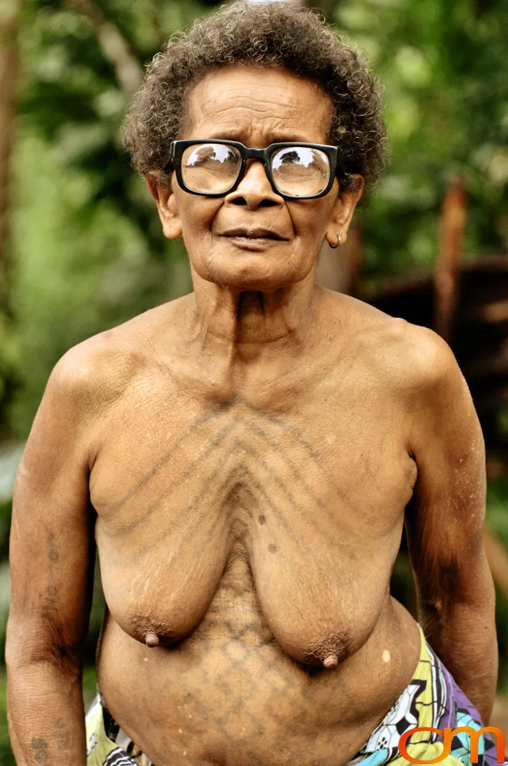 Traditional Women’s Tattoos of Ambae
