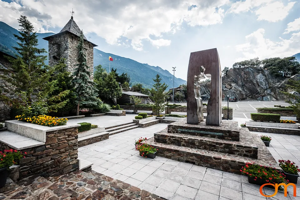 Andorra la Vella: Historic Center and Public Art