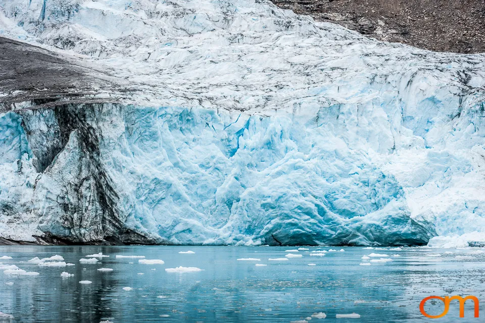 Glaciers and Icebergs of East Greenland