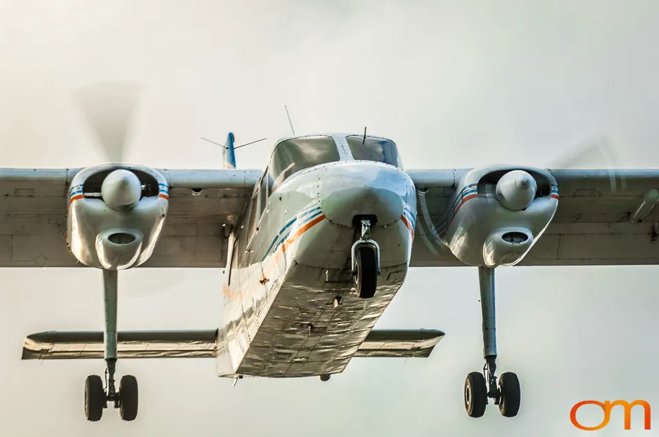 Gustaf III Airport: The Saint-Barthélemy Approach