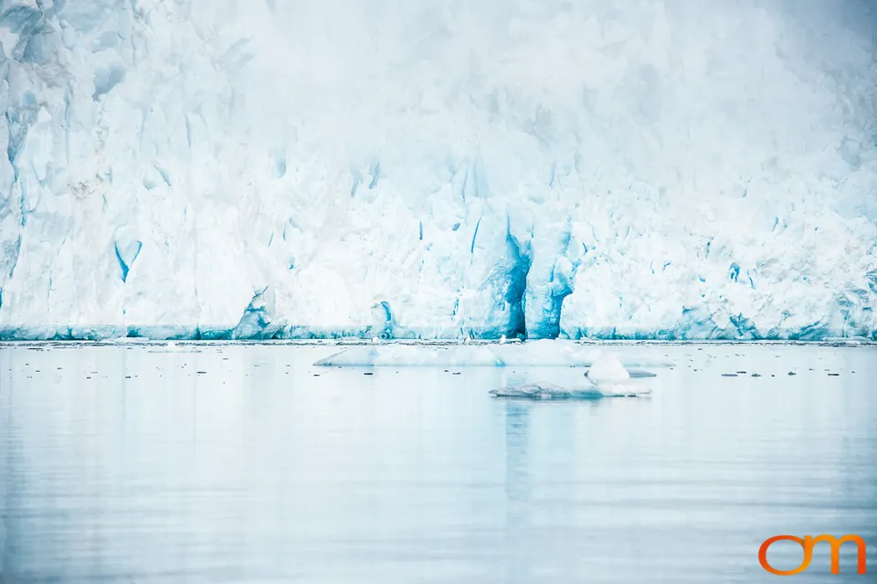 Apuseeq (Knud Rasmussen Glacier)