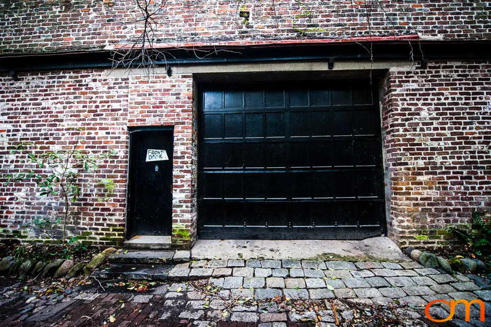 Philadelphia Alley, Charleston
