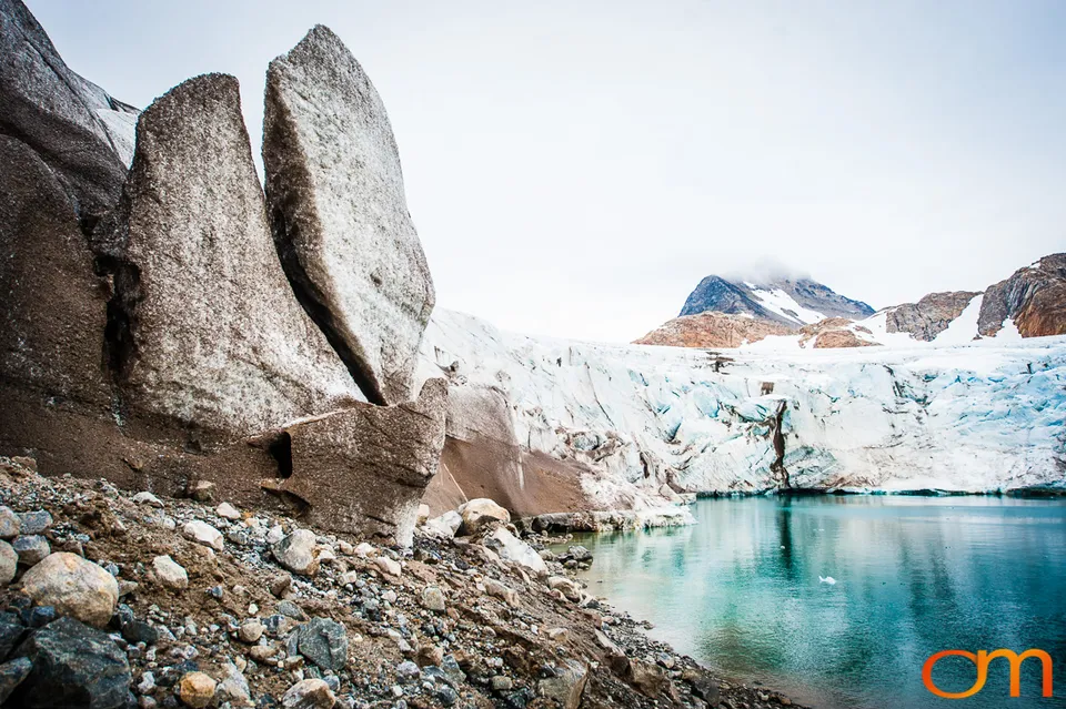 Glaciers and Icebergs of East Greenland