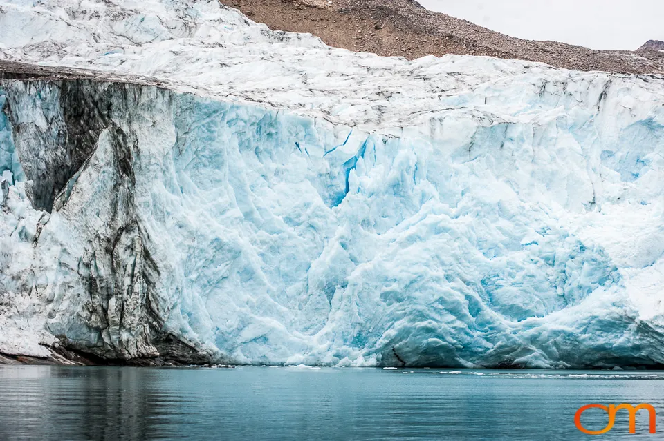 Glaciers and Icebergs of East Greenland
