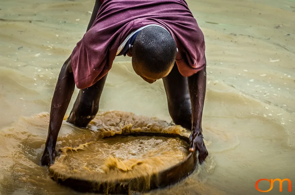 Sierra Leone: Alluvial Diamond Mining