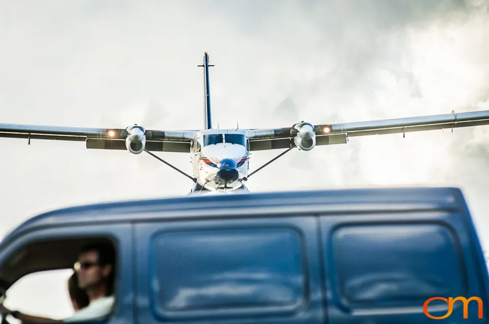 Gustaf III Airport: The Saint-Barthélemy Approach