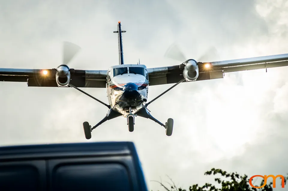 Gustaf III Airport: The Saint-Barthélemy Approach