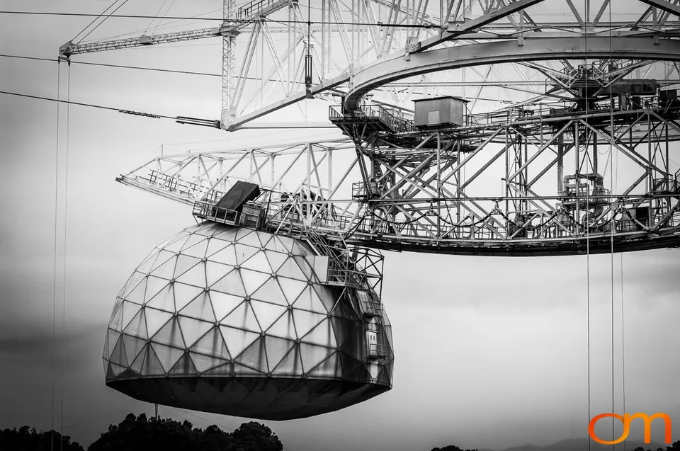Arecibo Observatory: The 305-Meter Radio Telescope