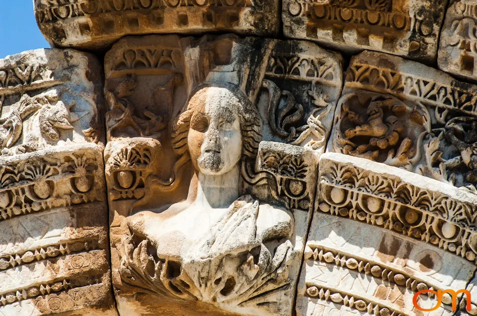 Ephesus: A Hellenistic and Roman Metropolis