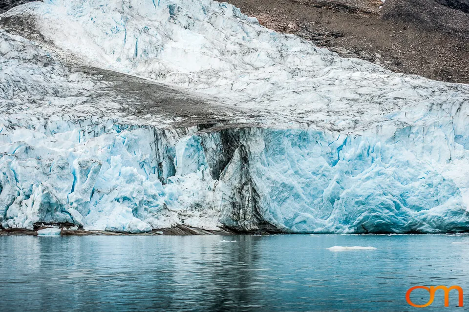 Glaciers and Icebergs of East Greenland
