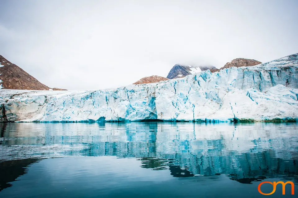 Glaciers and Icebergs of East Greenland