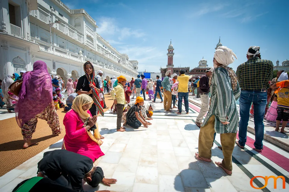 Sri Harmandir Sahib: The Golden Temple of Amritsar