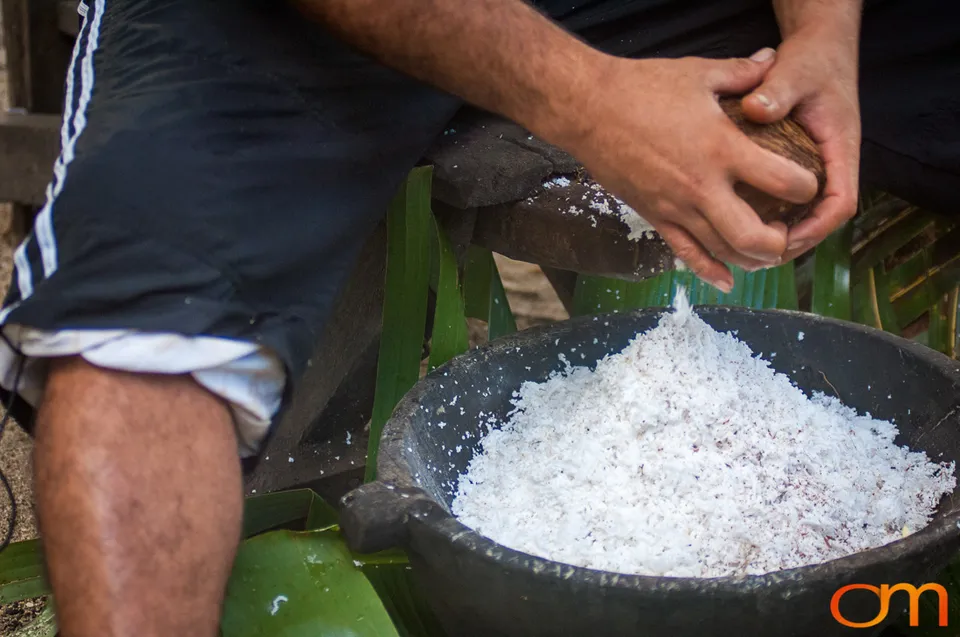 Savaiʻi: Volcanic Landscapes and Village Life