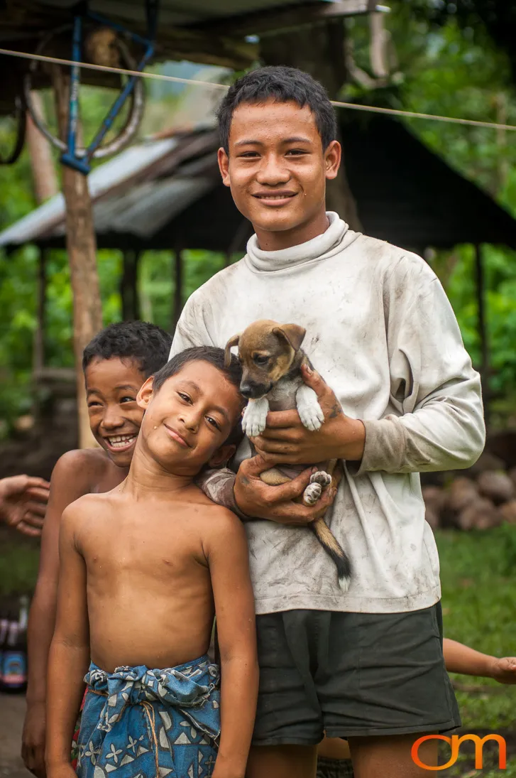 Savaiʻi: Volcanic Landscapes and Village Life