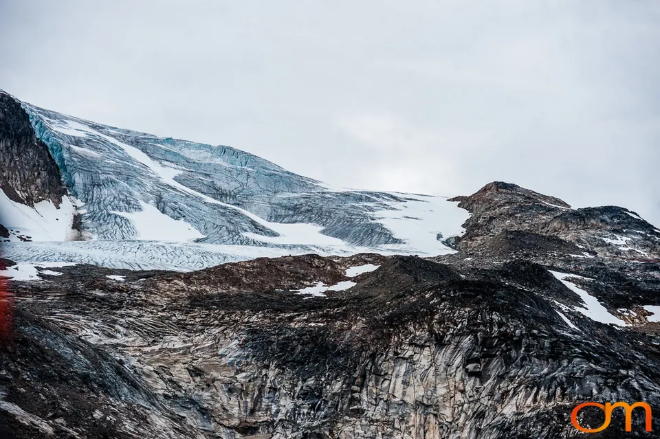 Glaciers and Icebergs of East Greenland