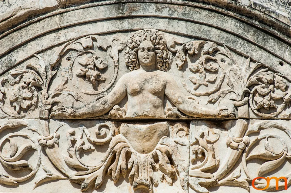 Ephesus: A Hellenistic and Roman Metropolis